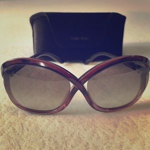 TOM FORD Sandra Sunglasses with case & lens cloth